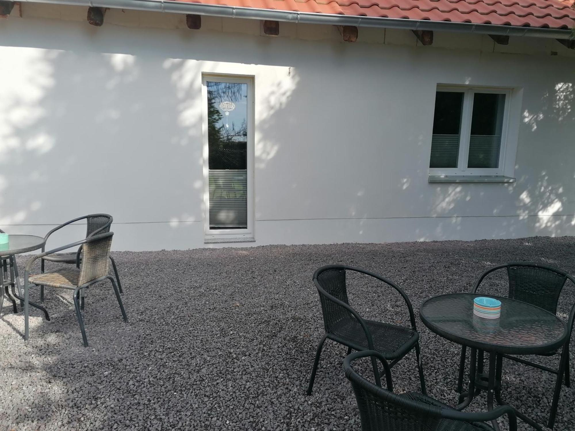 Ferienwohnung IV Sarrebriese 반츨레벤 외부 사진